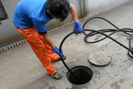 越城马山高空水管维修|清洗管道机器,下水道疏通多少钱